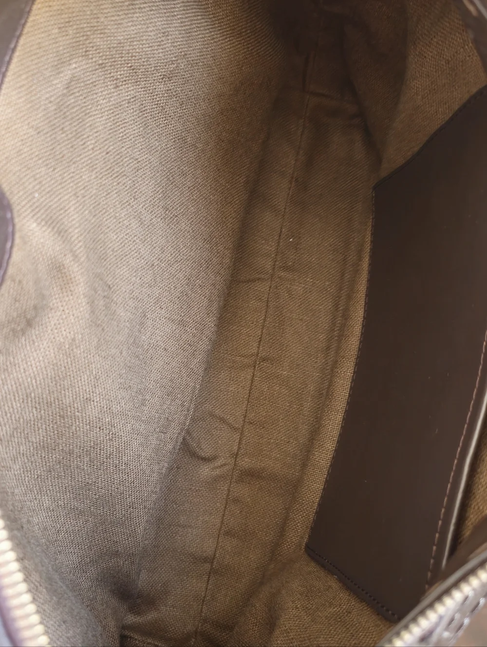 Henry Cuir Leather Bag - Picture 4 of 7